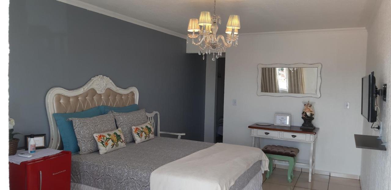 Pousada Cris Garden Bed&Breakfast Foz do Iguacu Bagian luar foto