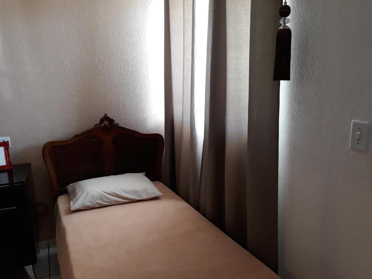 Pousada Cris Garden Bed&Breakfast Foz do Iguacu Bagian luar foto